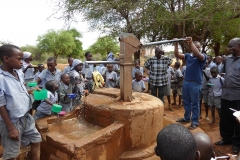 pupils-drinking-from-a-well-drilled-by-fundifix